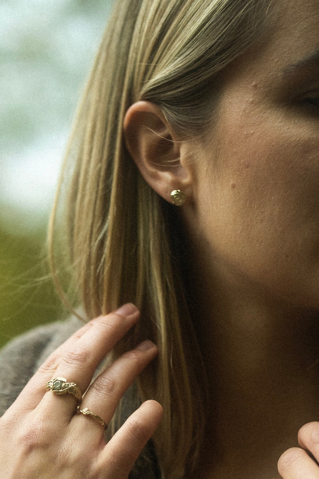 Spiral Guldøreringe på øre